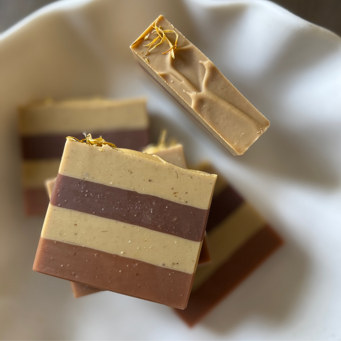 Pumpkin + sandalwood - coconut milk bar
