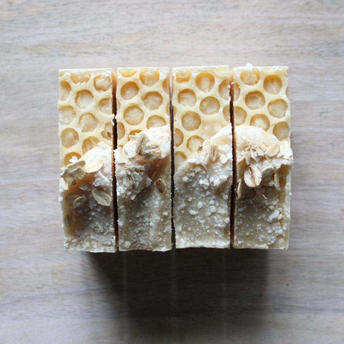 Honey + oats - unscented oat milk bar