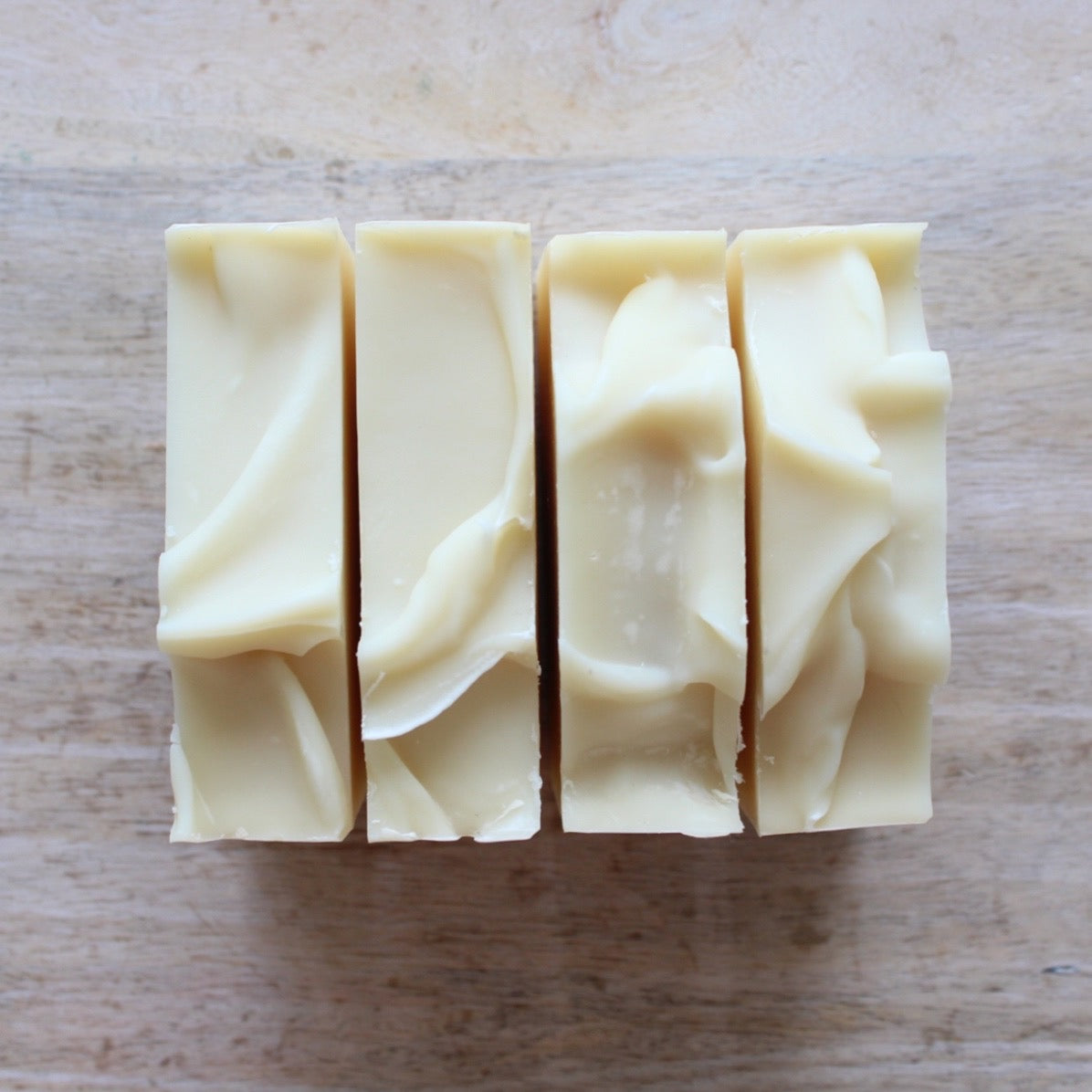 The minimalist - unscented coconut milk bar